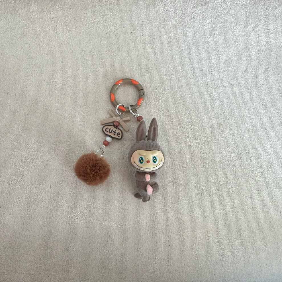 Labubu "Have a Seat" Keychain😻