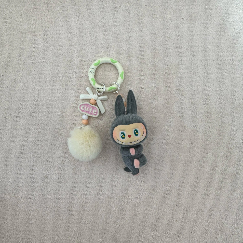 Labubu "Have a Seat" Keychain😻