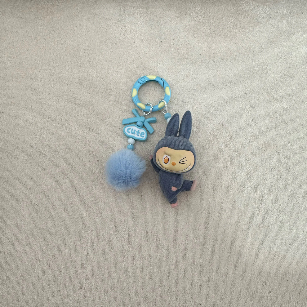 Labubu "Have a Seat" Keychain😻